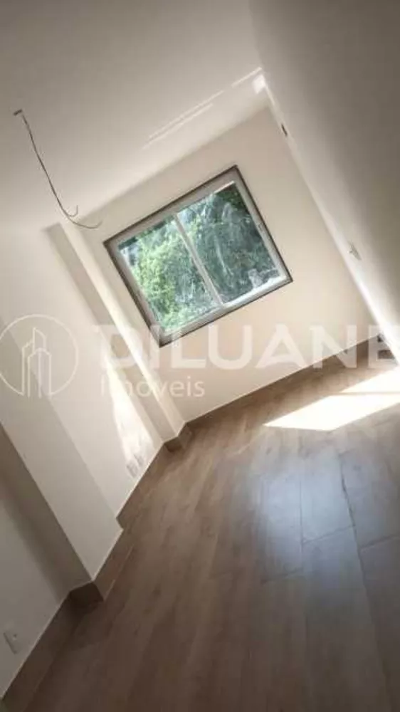 Apartamento à venda com 2 quartos, 79m² - Foto 1