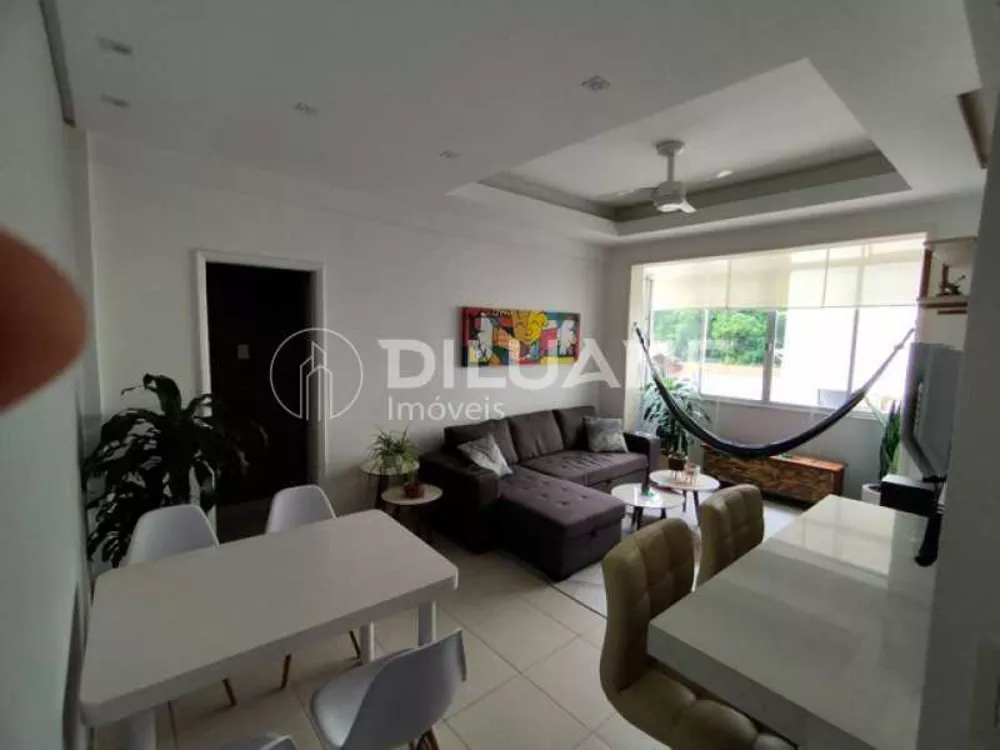 Apartamento à venda com 2 quartos, 67m² - Foto 4