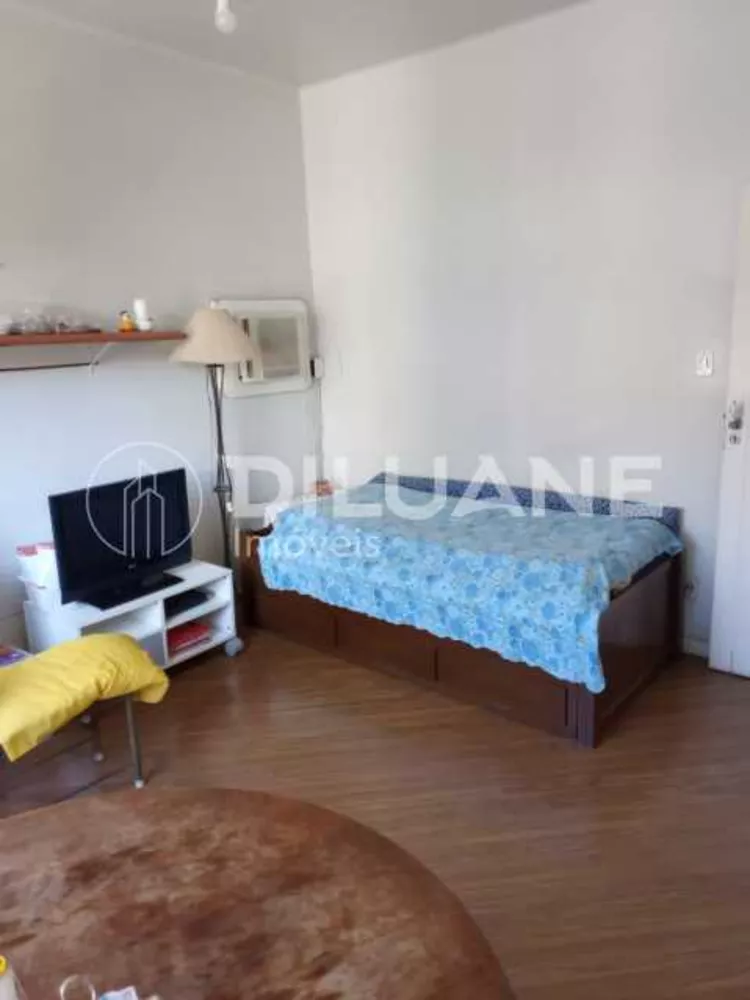 Apartamento à venda com 2 quartos, 80m² - Foto 2