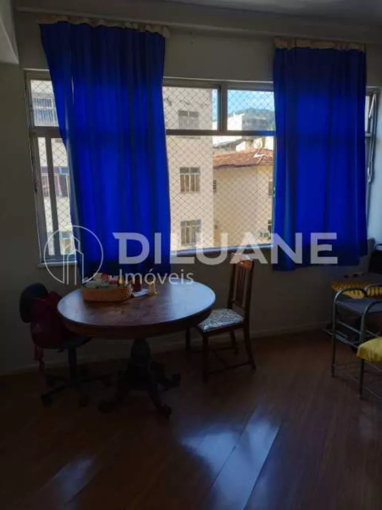 Apartamento à venda com 2 quartos, 80m² - Foto 9