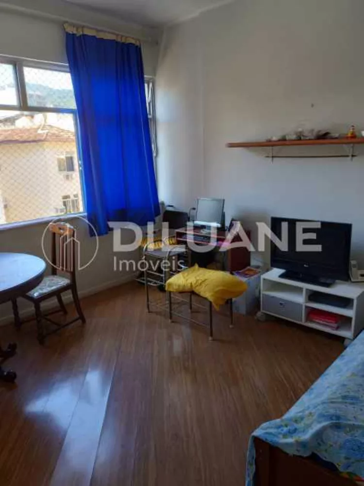 Apartamento à venda com 2 quartos, 80m² - Foto 4