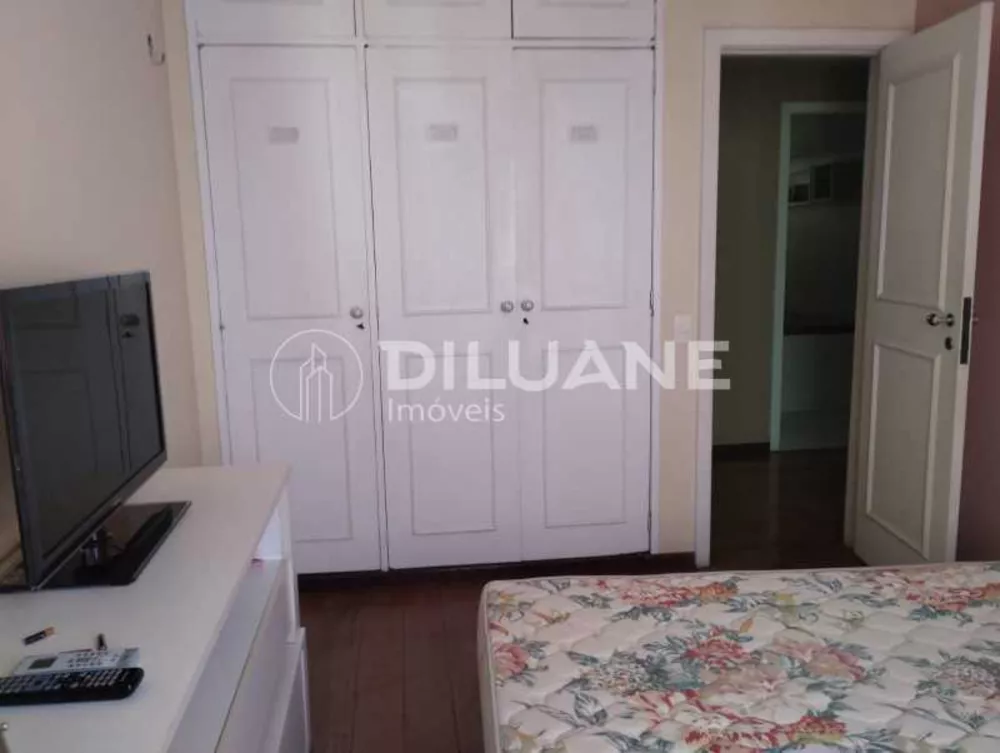 Apartamento à venda com 4 quartos, 170m² - Foto 3