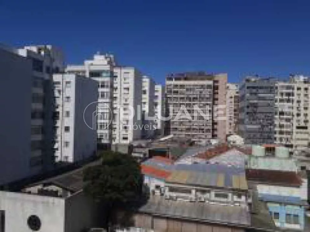 Apartamento à venda com 4 quartos, 267m² - Foto 1