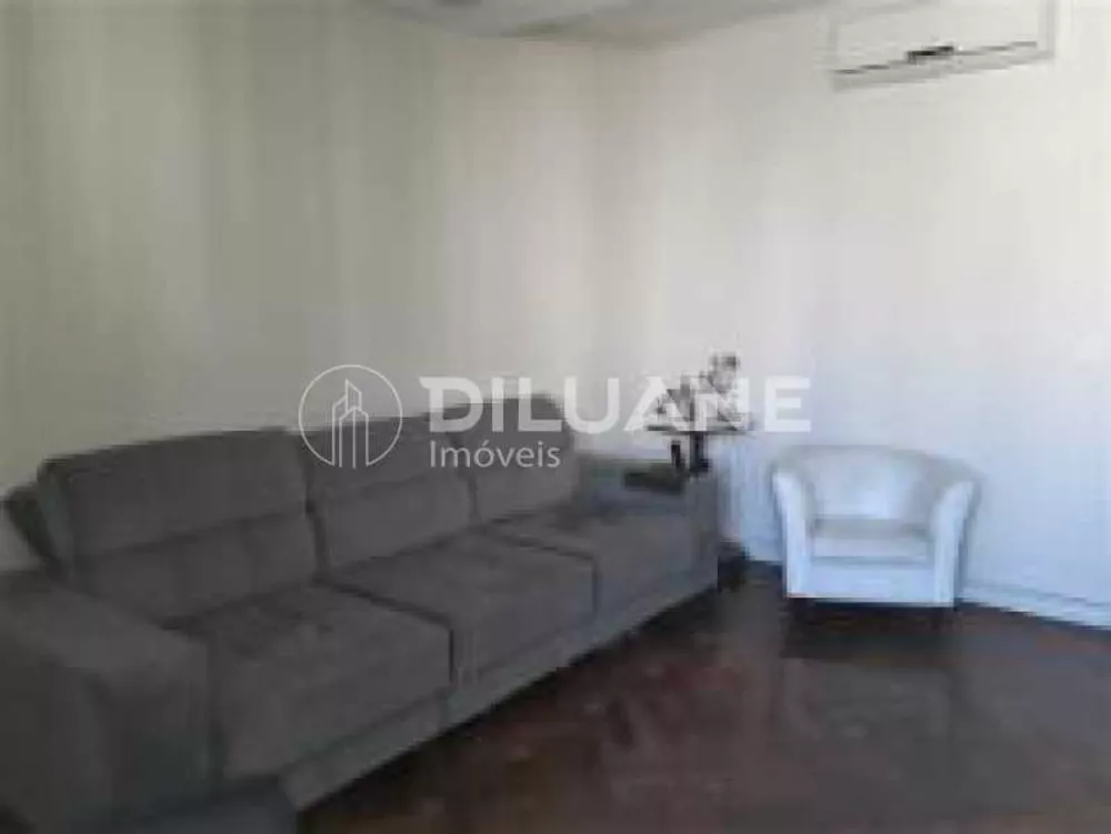 Apartamento à venda com 4 quartos, 267m² - Foto 4