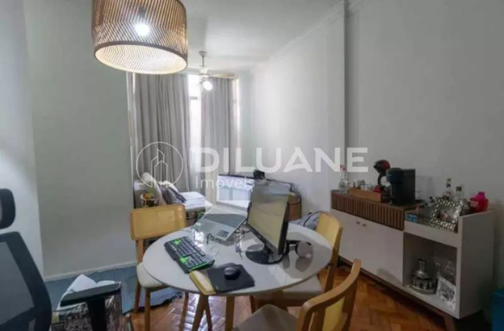 Apartamento à venda com 2 quartos, 70m² - Foto 1