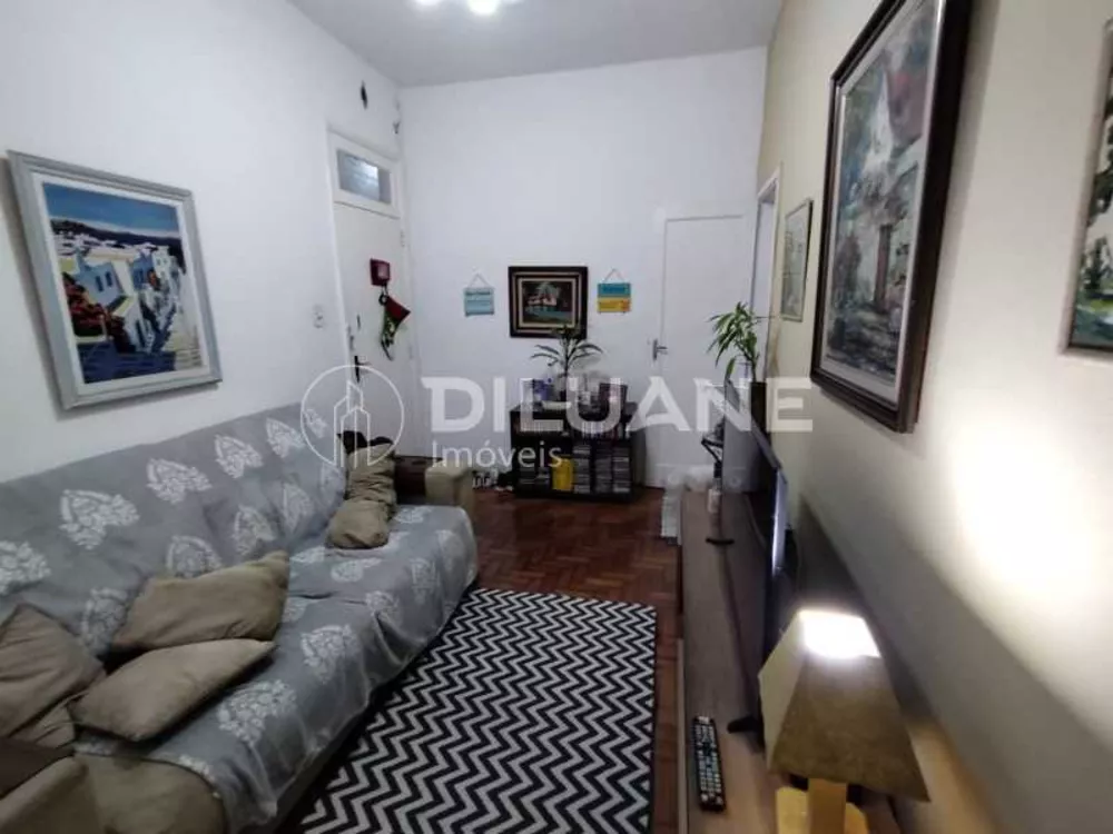 Apartamento à venda com 3 quartos, 76m² - Foto 1