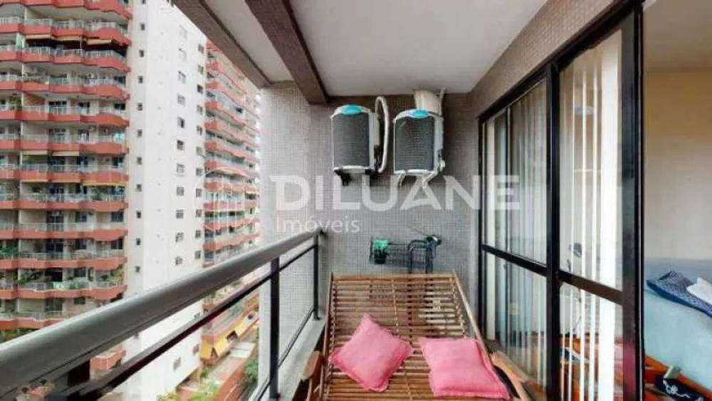 Apartamento à venda com 3 quartos, 120m² - Foto 2