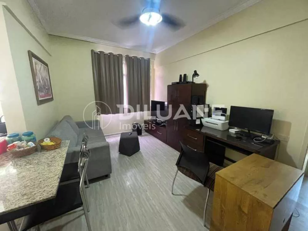 Apartamento à venda com 1 quarto, 53m² - Foto 2