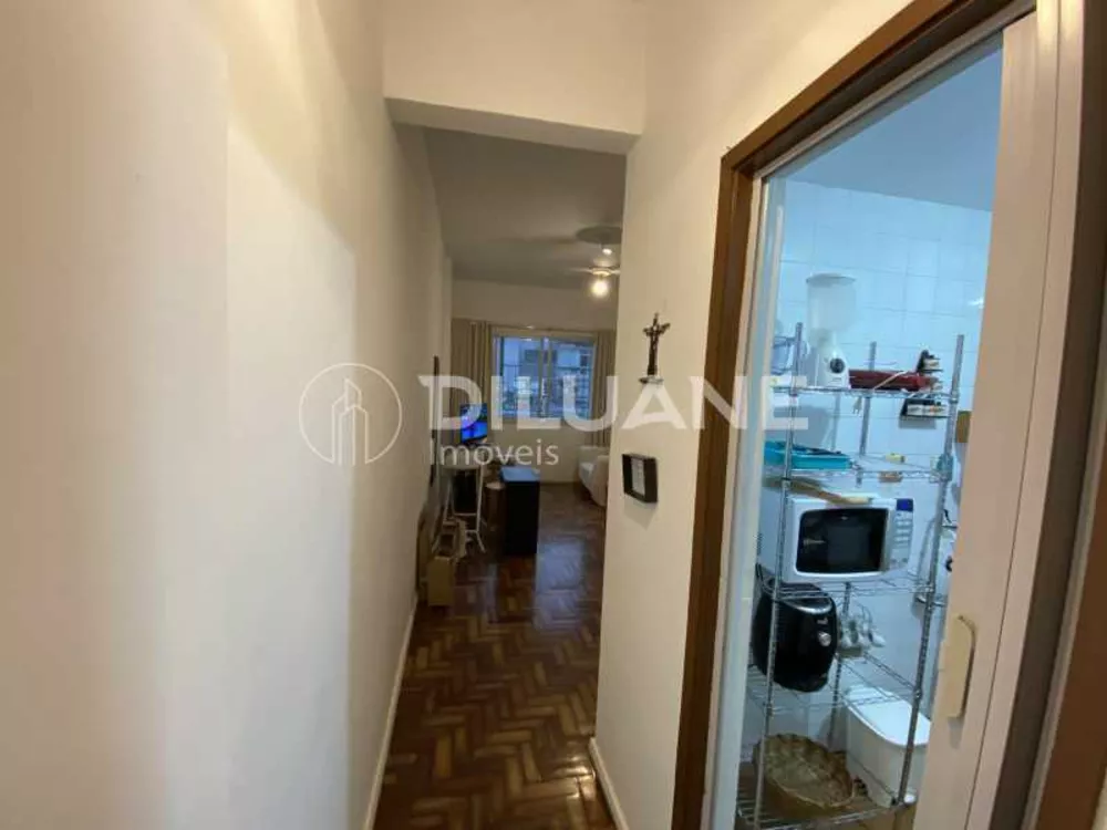 Apartamento à venda com 2 quartos, 61m² - Foto 2