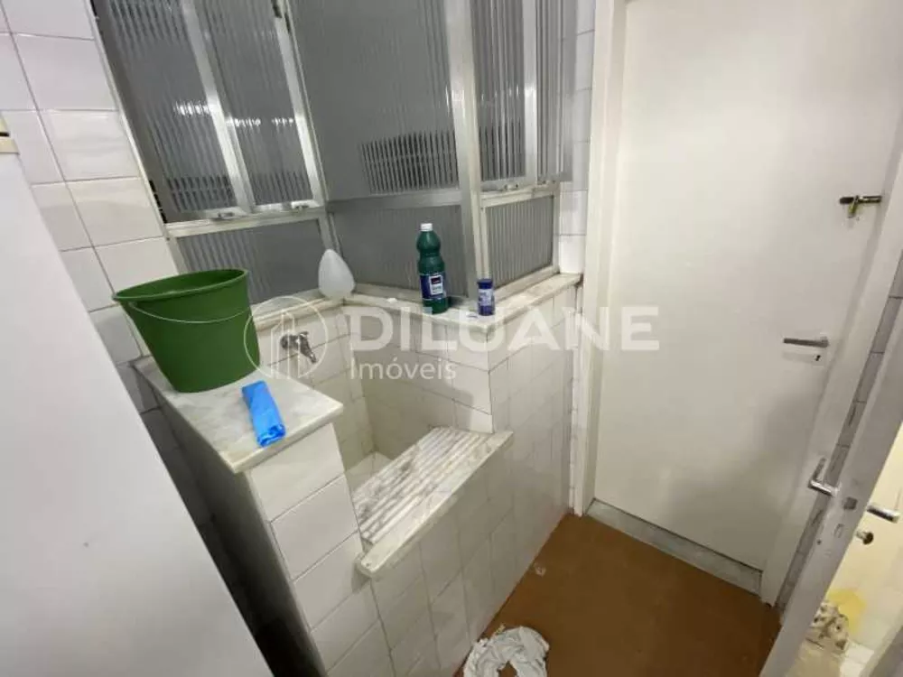 Apartamento à venda com 2 quartos, 61m² - Foto 15