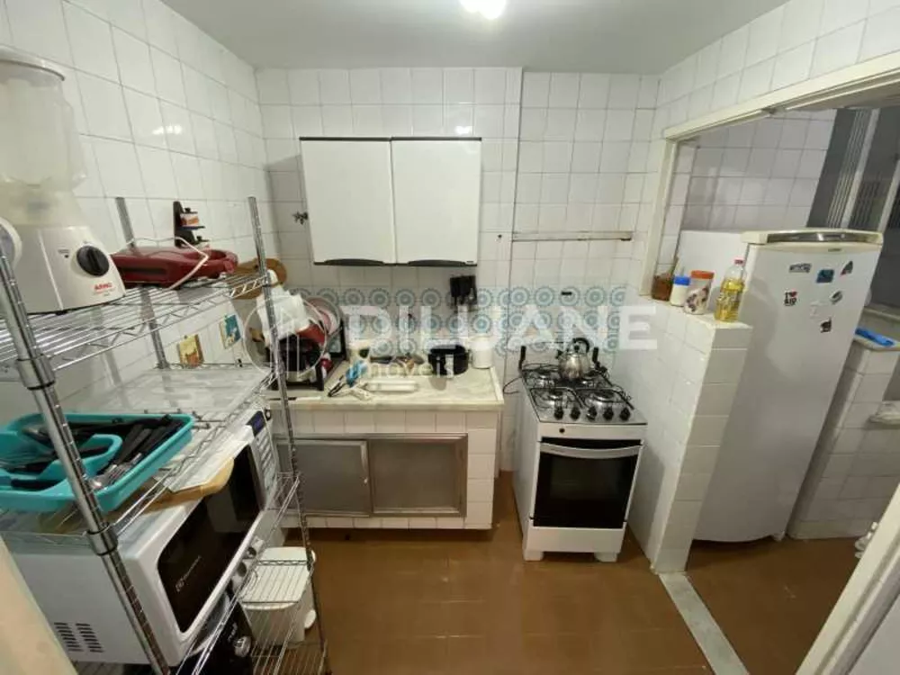 Apartamento à venda com 2 quartos, 61m² - Foto 14