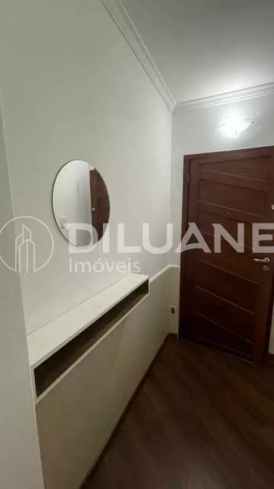 Apartamento à venda com 1 quarto, 43m² - Foto 2