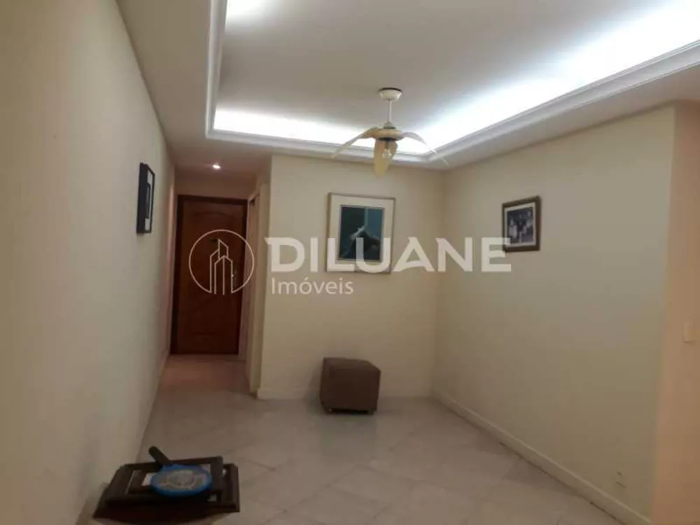 Apartamento à venda com 3 quartos, 84m² - Foto 4