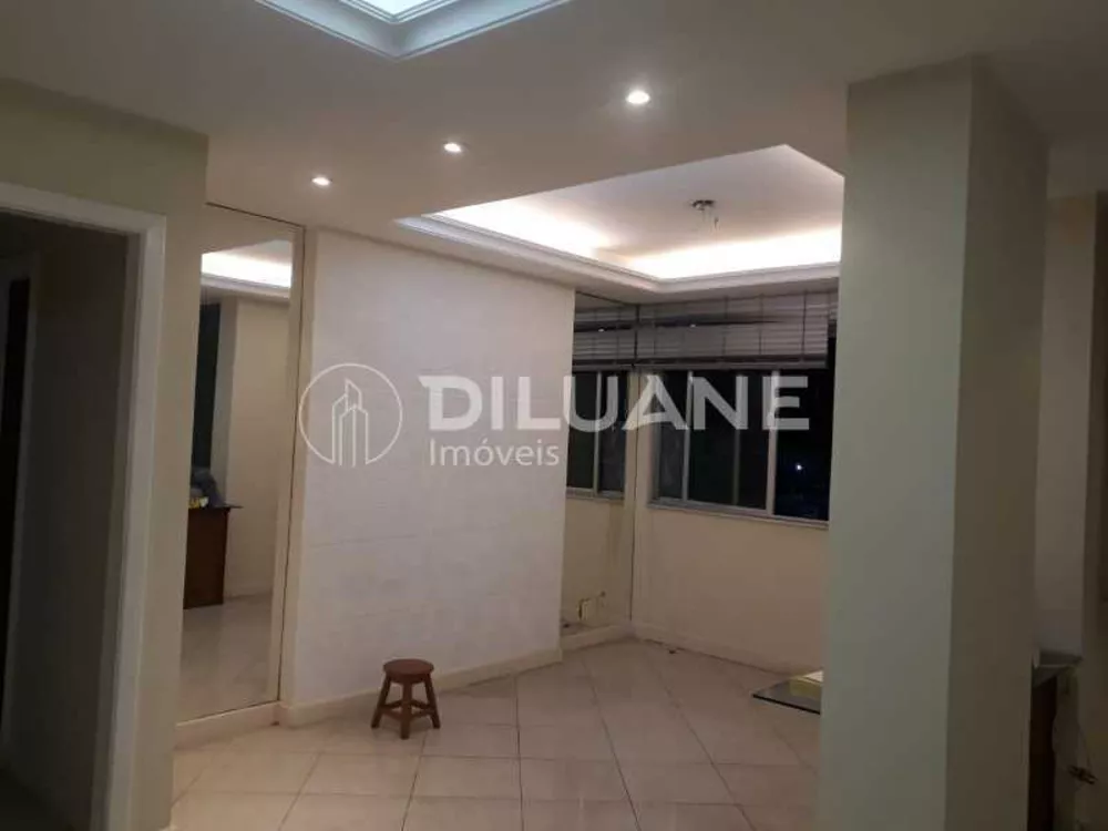 Apartamento à venda com 3 quartos, 84m² - Foto 3