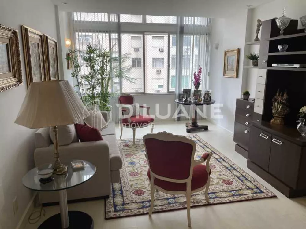 Apartamento à venda com 3 quartos, 115m² - Foto 2