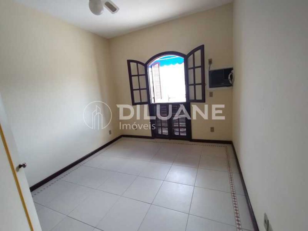 Cobertura à venda com 3 quartos, 208m² - Foto 3