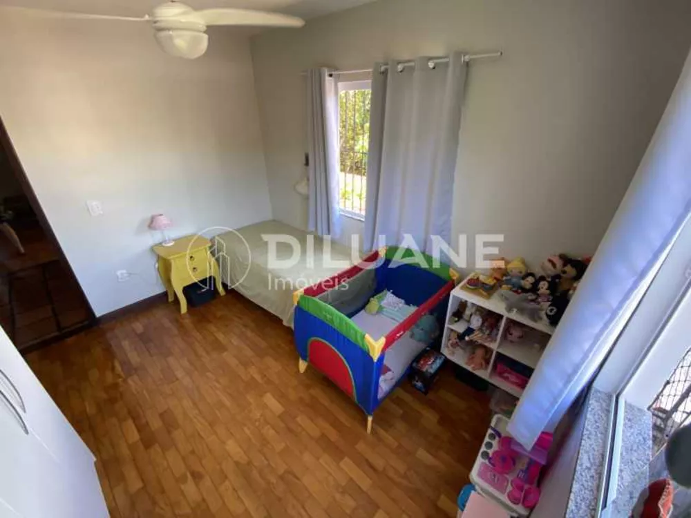 Casa à venda com 4 quartos, 1000m² - Foto 28