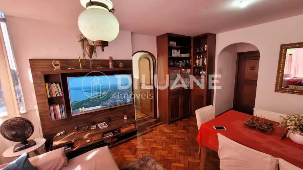 Apartamento à venda com 3 quartos, 90m² - Foto 4