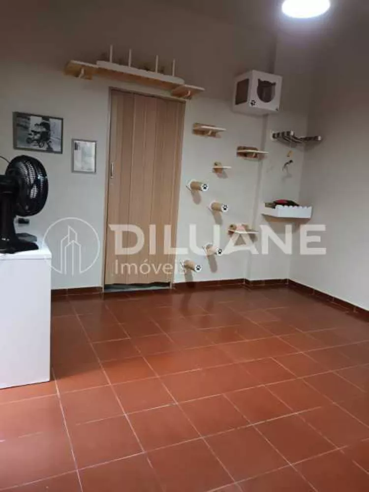 Apartamento à venda com 1 quarto, 50m² - Foto 4