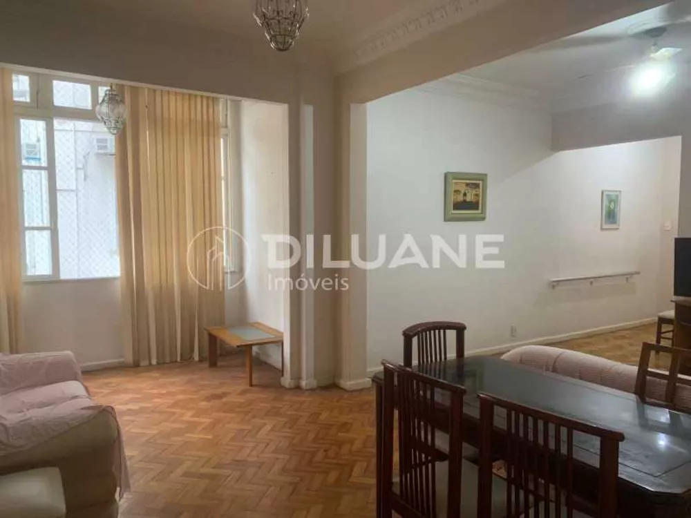 Apartamento à venda com 3 quartos, 121m² - Foto 1