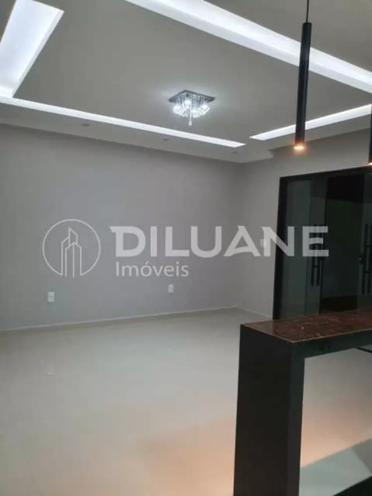 Casa, 3 quartos, 102 m² - Foto 1