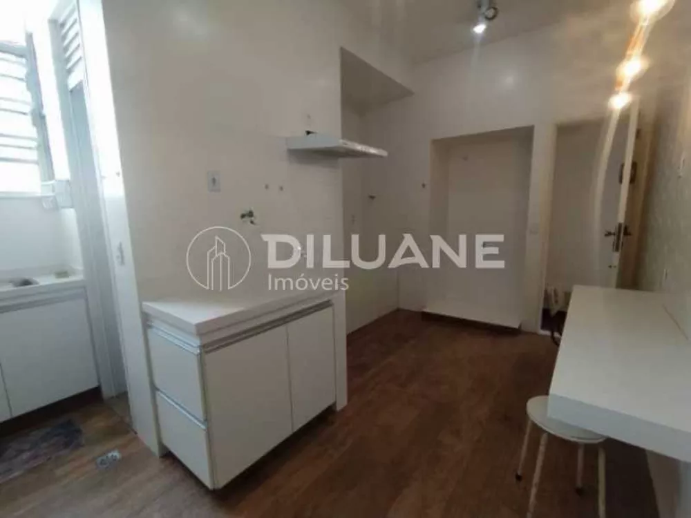 Apartamento à venda com 4 quartos, 188m² - Foto 7