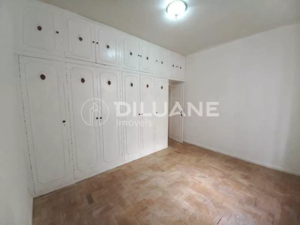 Apartamento à venda com 3 quartos, 115m² - Foto 9