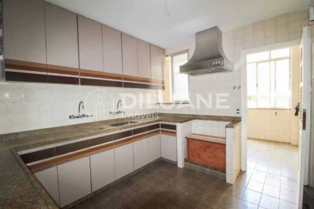 Apartamento, 4 quartos, 235 m² - Foto 1