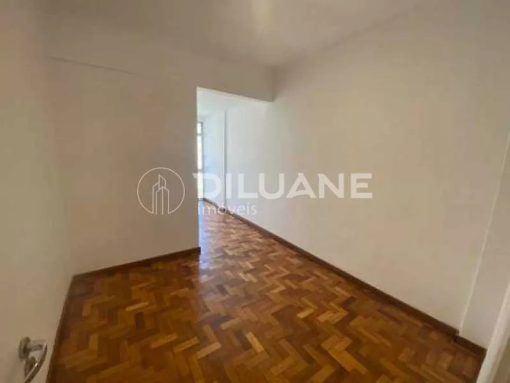 Apartamento à venda com 2 quartos, 82m² - Foto 4