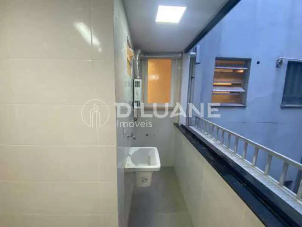 Apartamento à venda com 2 quartos, 82m² - Foto 9