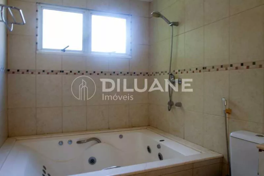 Cobertura, 3 quartos, 210 m² - Foto 17
