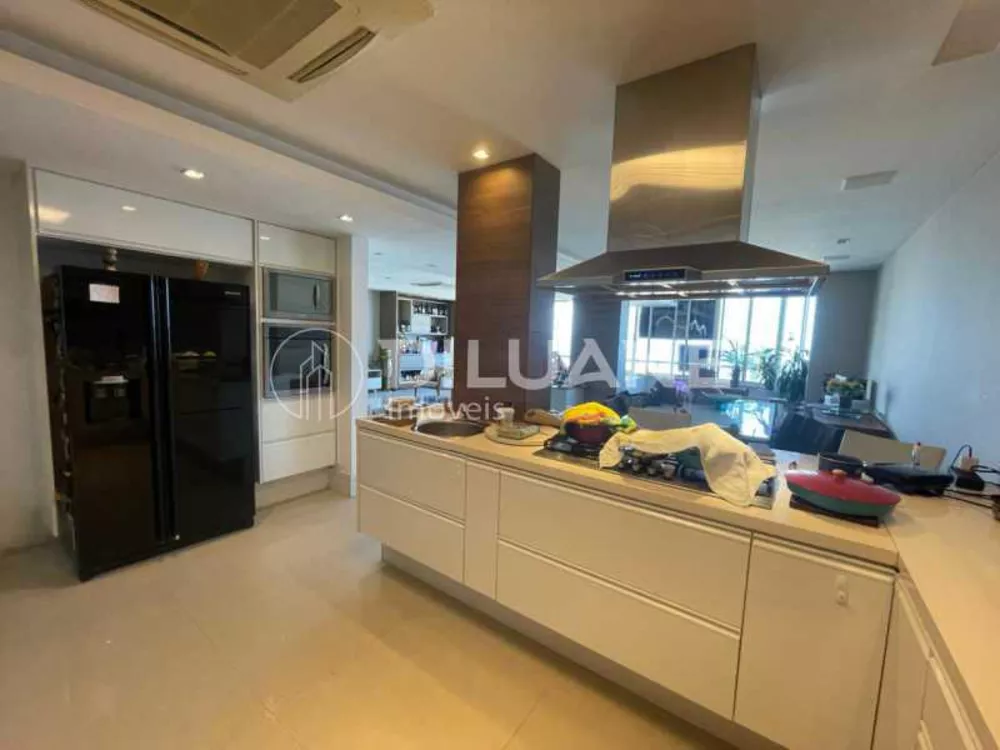 Apartamento, 3 quartos, 264 m² - Foto 9