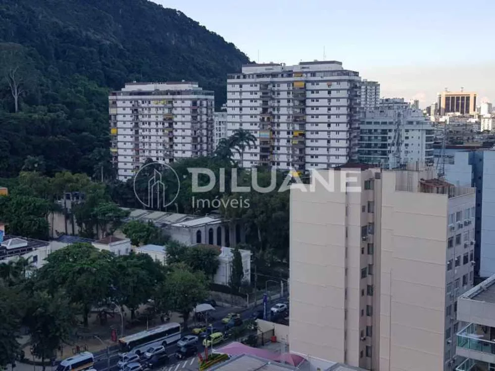 Apartamento à venda com 1 quarto, 61m² - Foto 2