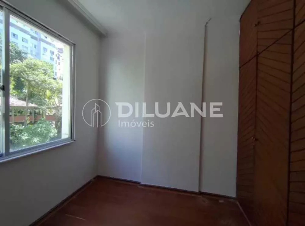 Apartamento à venda com 2 quartos, 76m² - Foto 8