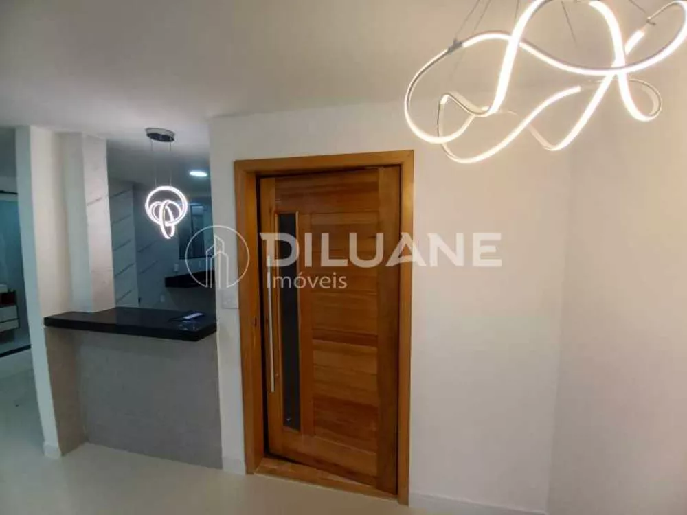 Apartamento, 3 quartos, 130 m² - Foto 2