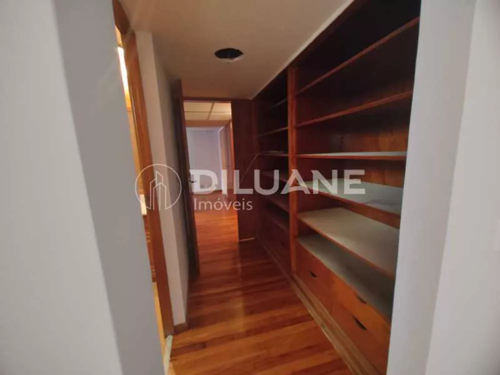 Apartamento, 3 quartos, 210 m² - Foto 2