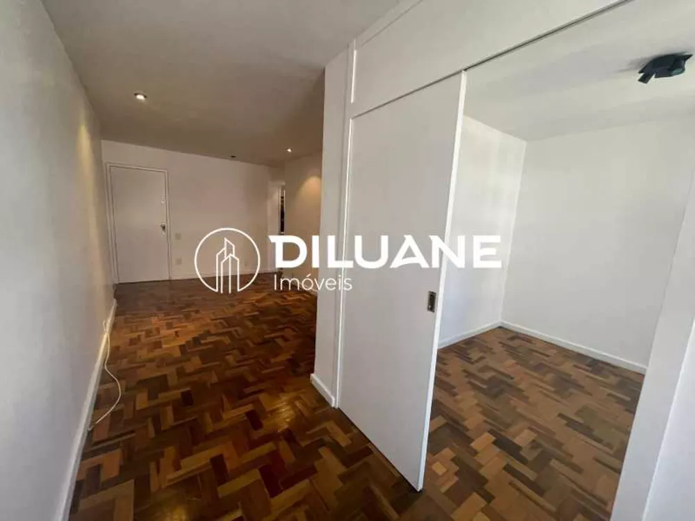 Apartamento à venda com 2 quartos, 66m² - Foto 3