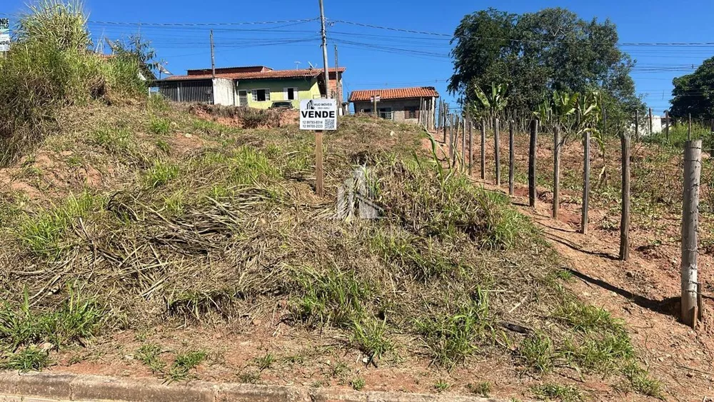 Terreno à venda, 200m² - Foto 1