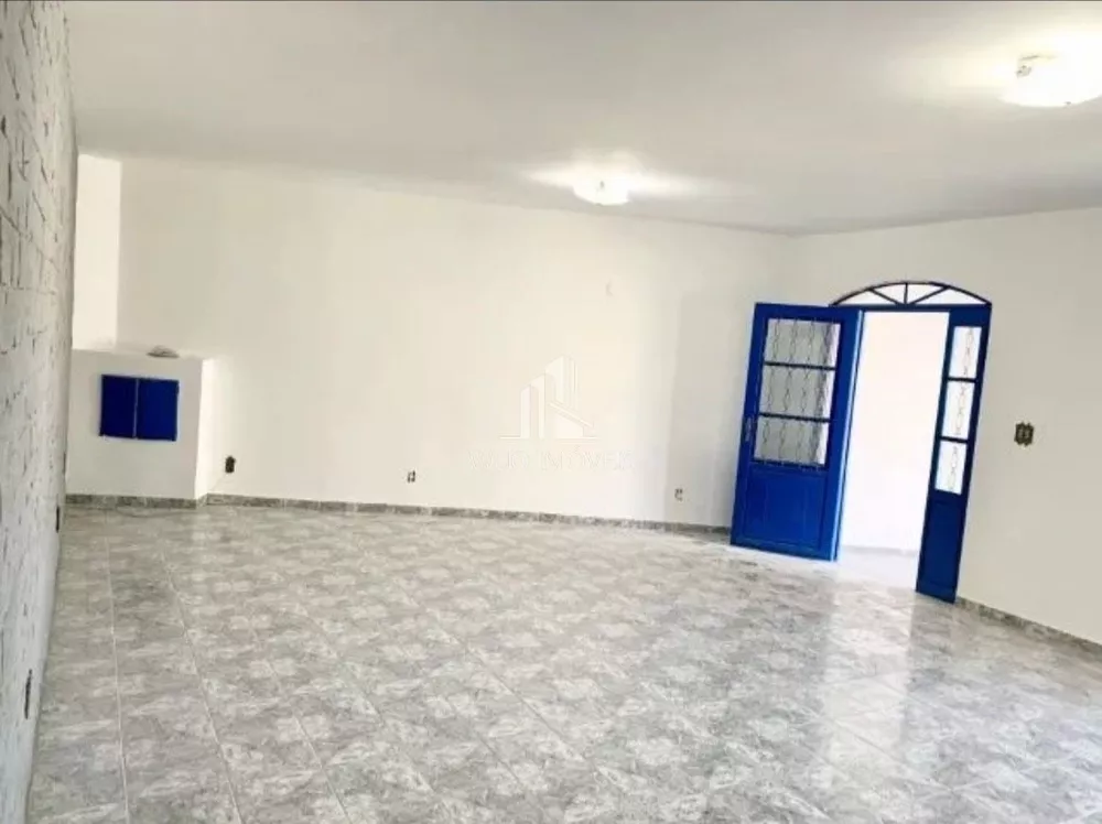 Casa para alugar com 3 quartos, 165m² - Foto 2