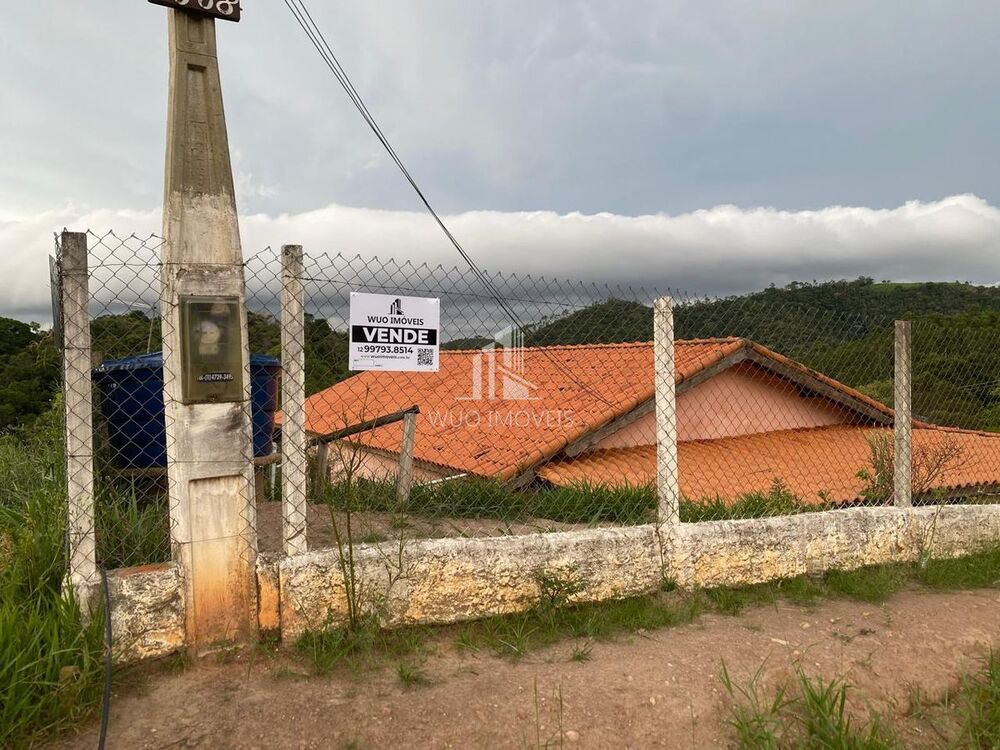 Chácara à venda com 3 quartos, 93m² - Foto 1