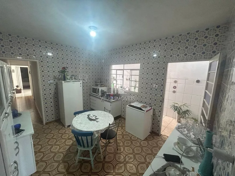 Casa à venda com 6 quartos, 216m² - Foto 5