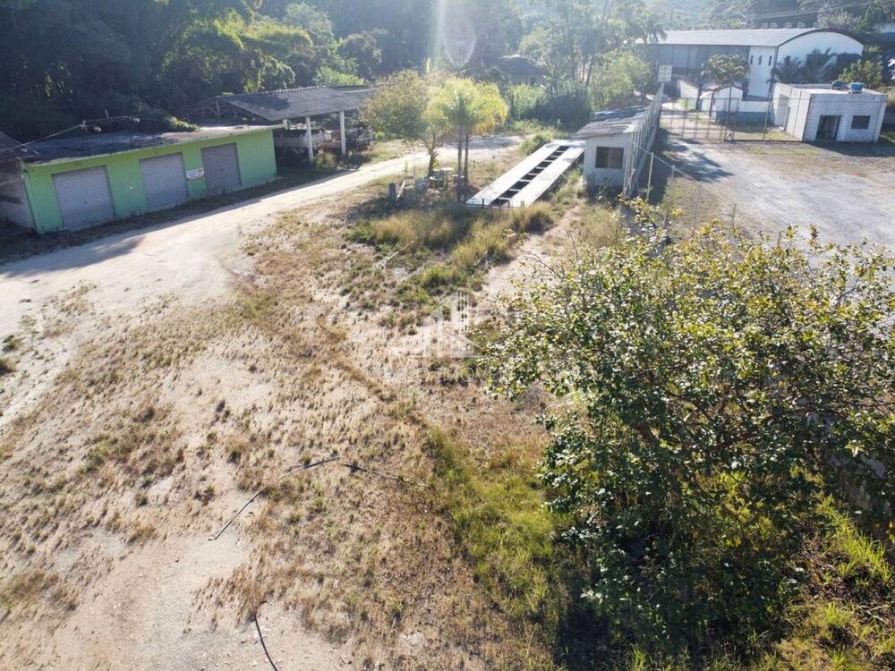 Depósito-Galpão-Armazém à venda com 2 quartos, 281m² - Foto 1