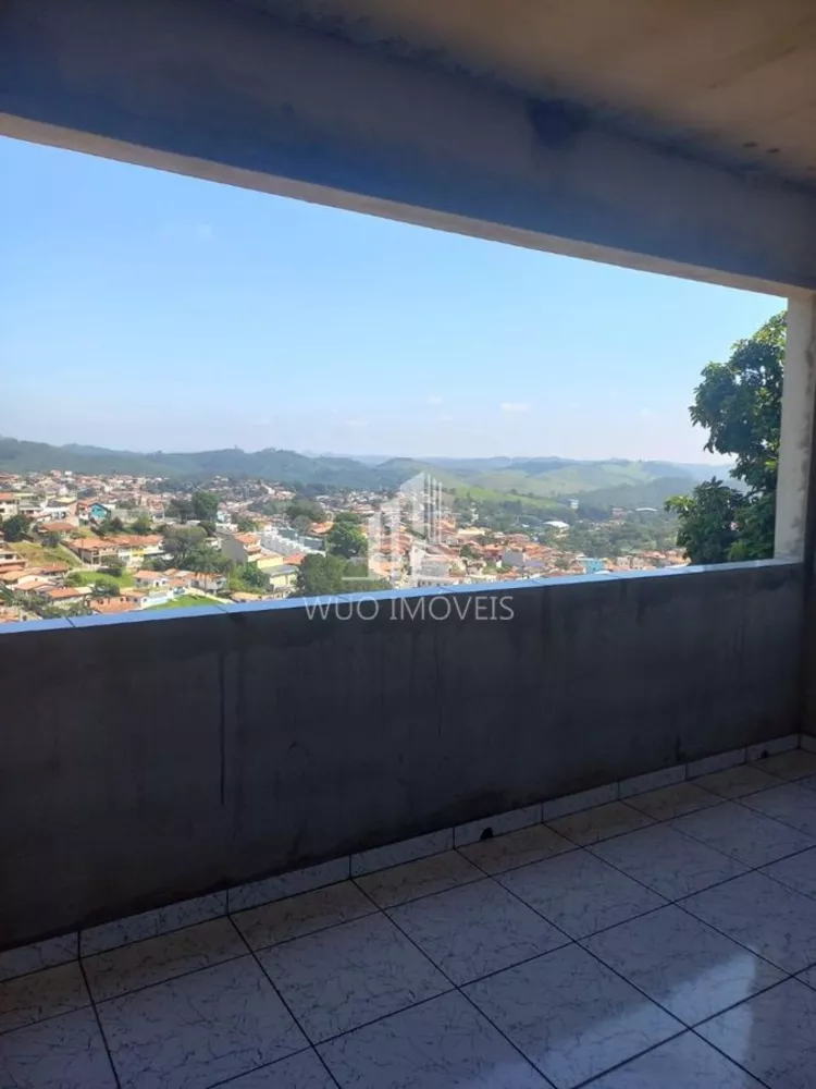 Casa à venda com 1 quarto, 68m² - Foto 3