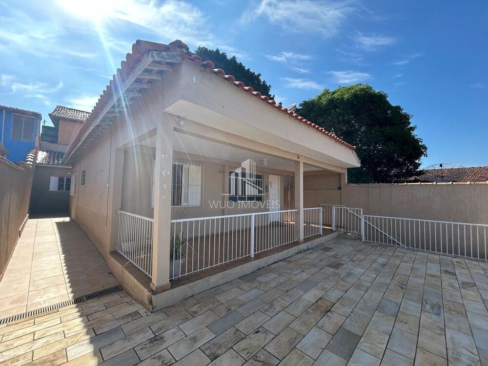 Casa, 3 quartos, 166 m² - Foto 1