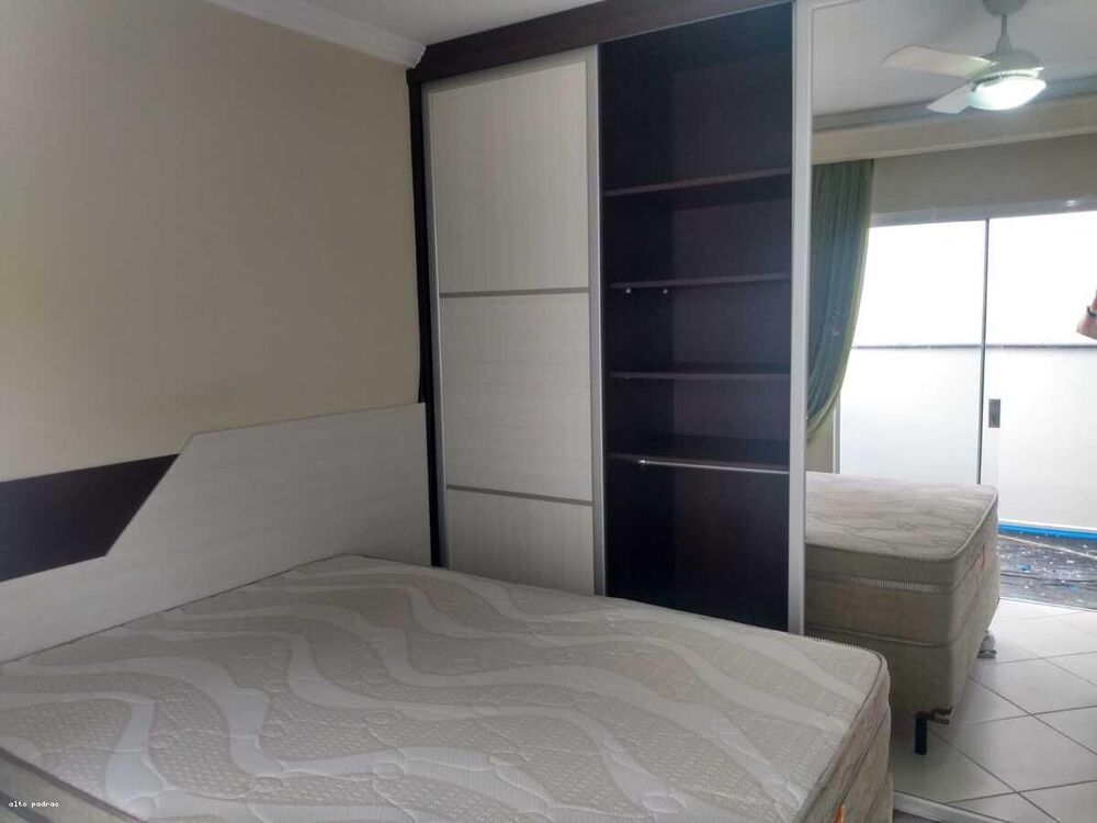 Apartamento para alugar com 3 quartos, 128m² - Foto 6