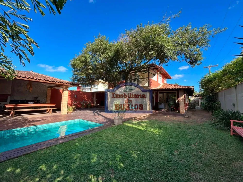 Casa, 5 quartos, 309 m² - Foto 1