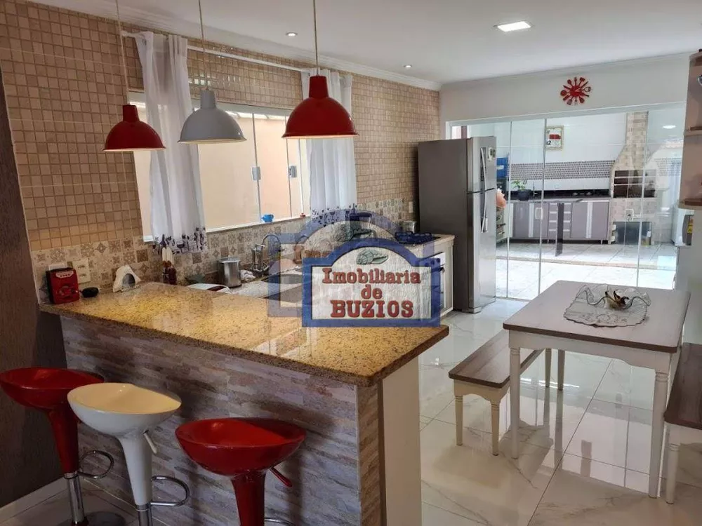 Casa, 6 quartos, 160 m² - Foto 1