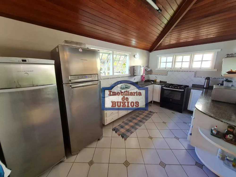 Casa, 5 quartos, 269 m² - Foto 1