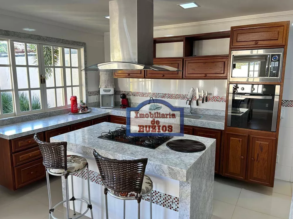 Casa, 5 quartos, 275 m² - Foto 1