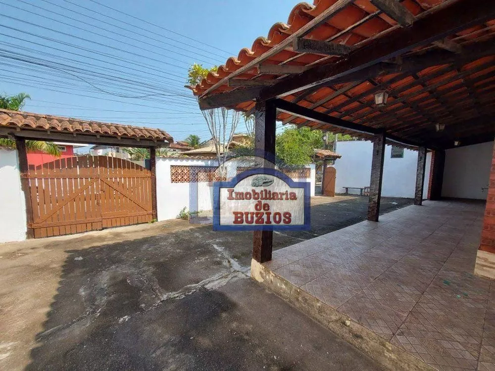 Casa à venda com 3 quartos, 150m² - Foto 1